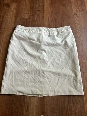 Woman’s GEORGE Bleached Beige Mini Skirt Size 18